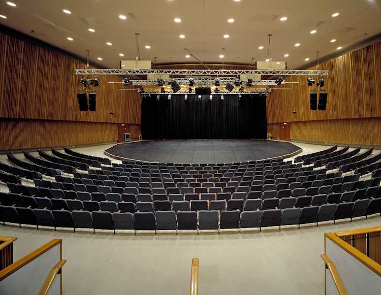 HKW-05-Auditorium mhacke
